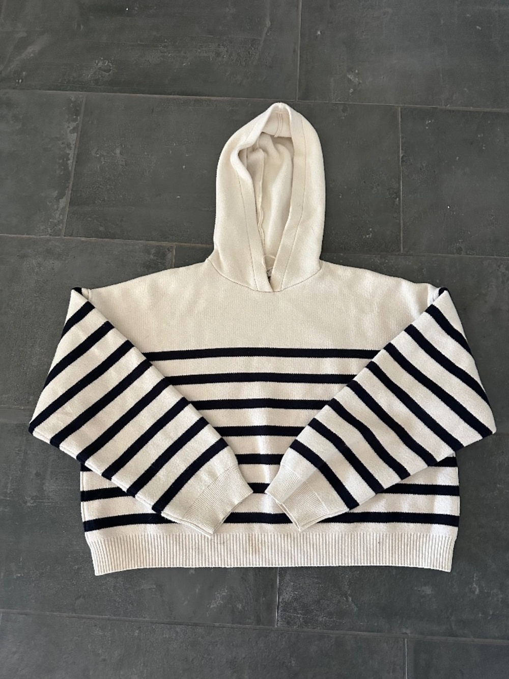 Zara boat sweater / hoodie size L